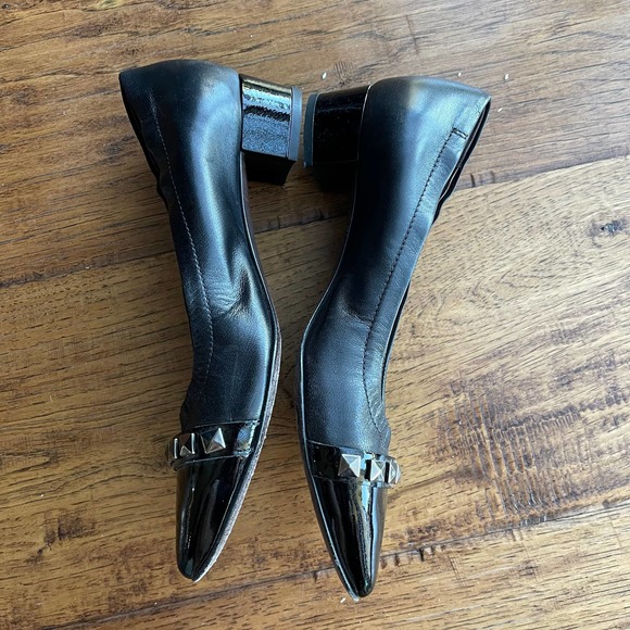 AGL Pyramid Studs block heel pointy toe pump in black leather Womens Size 27 - Picture 4 of 9